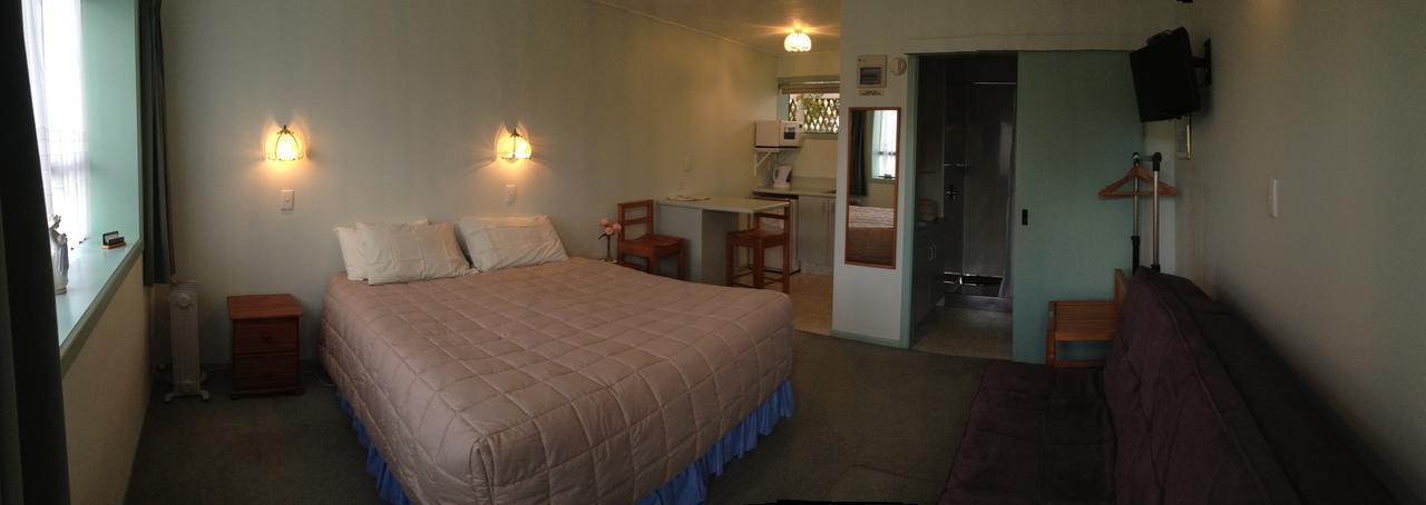 Owaka Lodge Motel Esterno foto