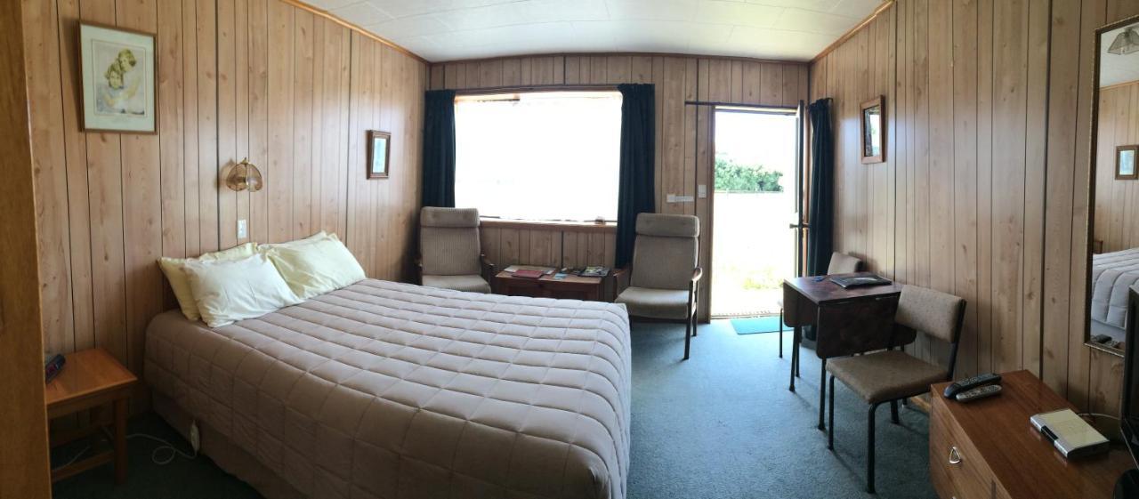 Owaka Lodge Motel Esterno foto